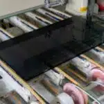 macchina che serve per tagliare un vetro nella misura desiderata
